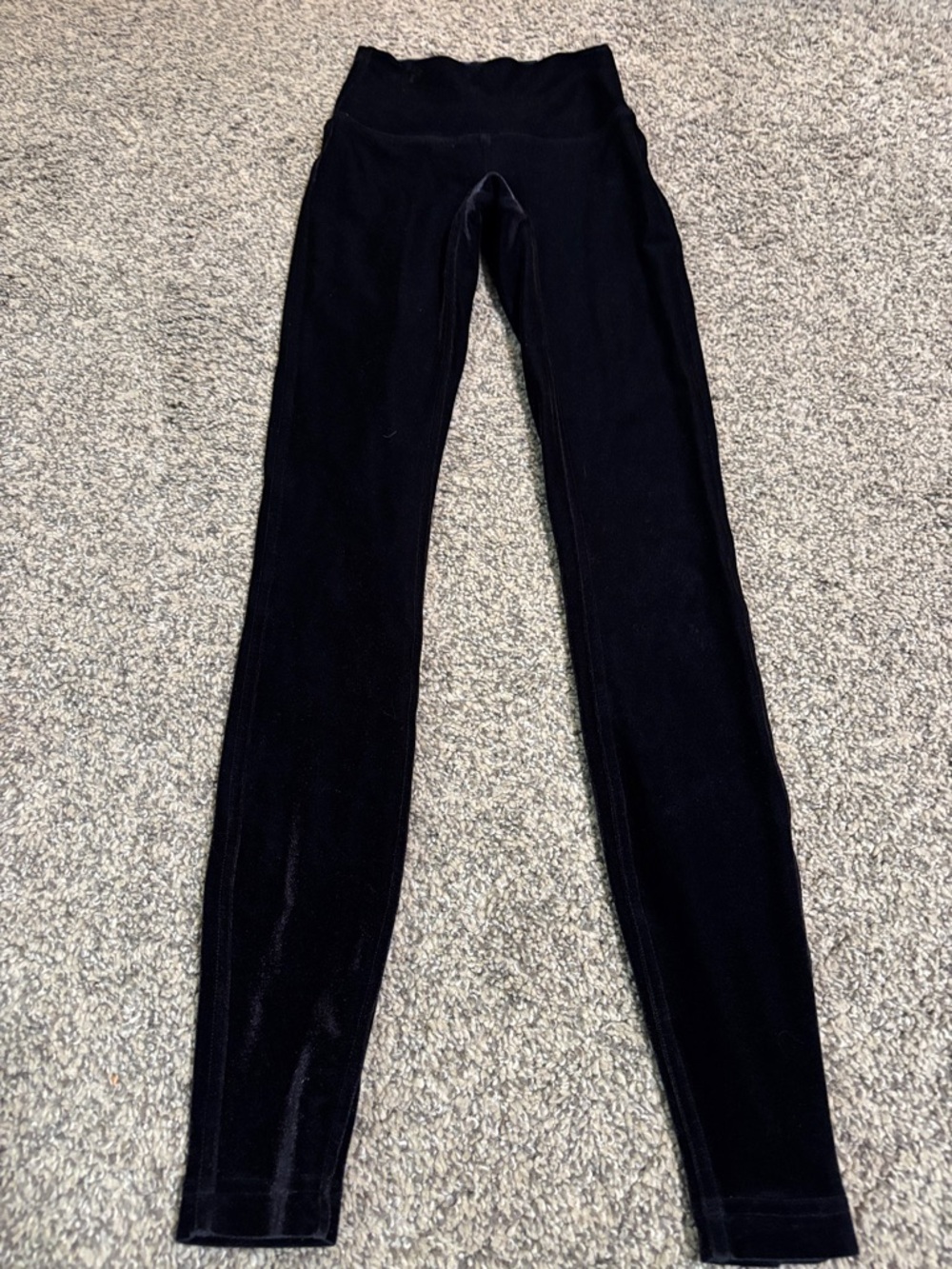 Lululemon Wunder Lounge High-Rise Tight 28" *Velvet size 0 - Picture 2 of 5